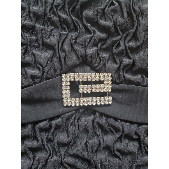 Little Black Ruched Bodycon Dress - Picture 2 of 3